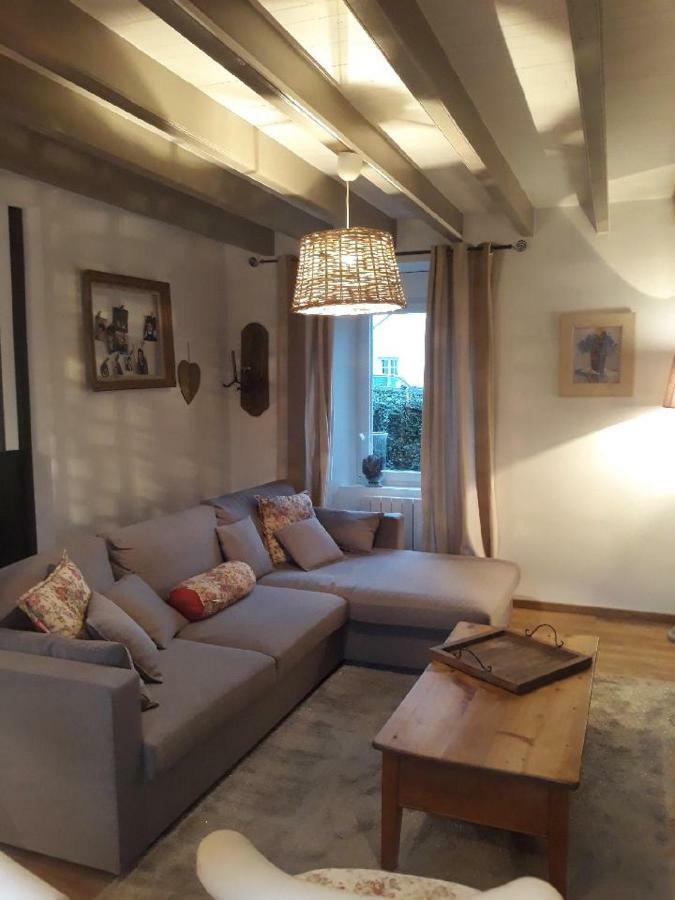 Le Gite De Sandrine Réville Exterior foto